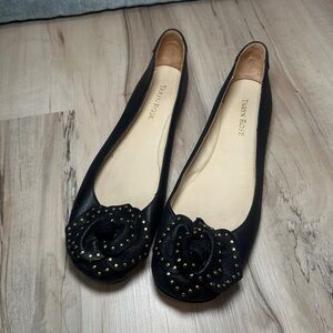 Taryn Rose flower ballet flats